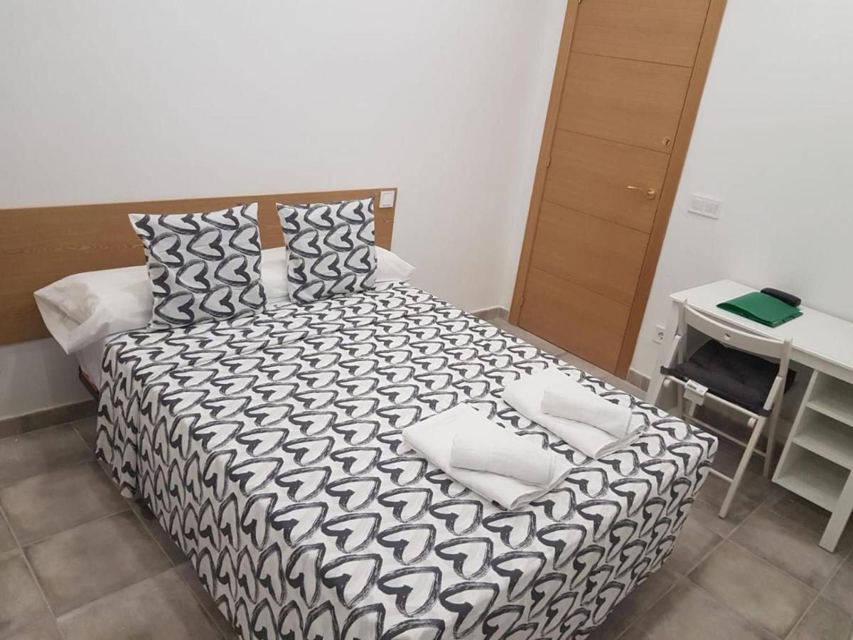 Coliving New San Bernando Hotel Madrid Bagian luar foto